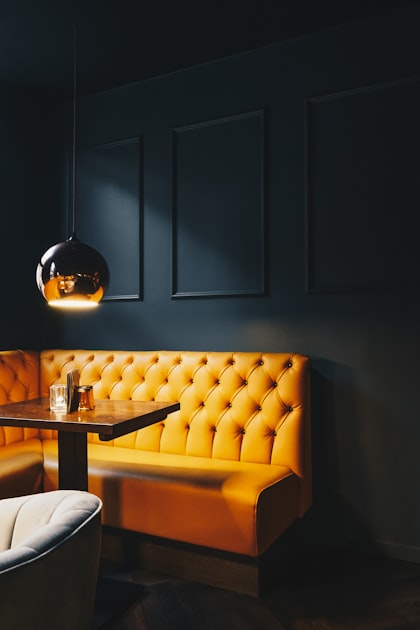 Trendy Upholstered Bench Designs